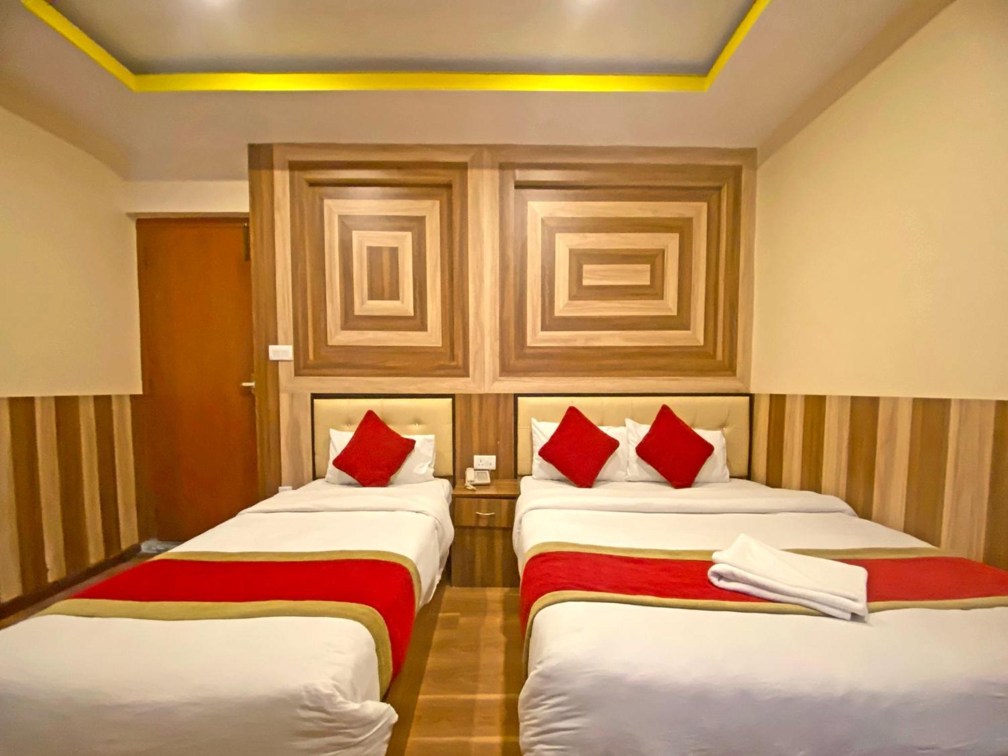 Hotel Airport Holiday Katmandu Zewnętrze zdjęcie