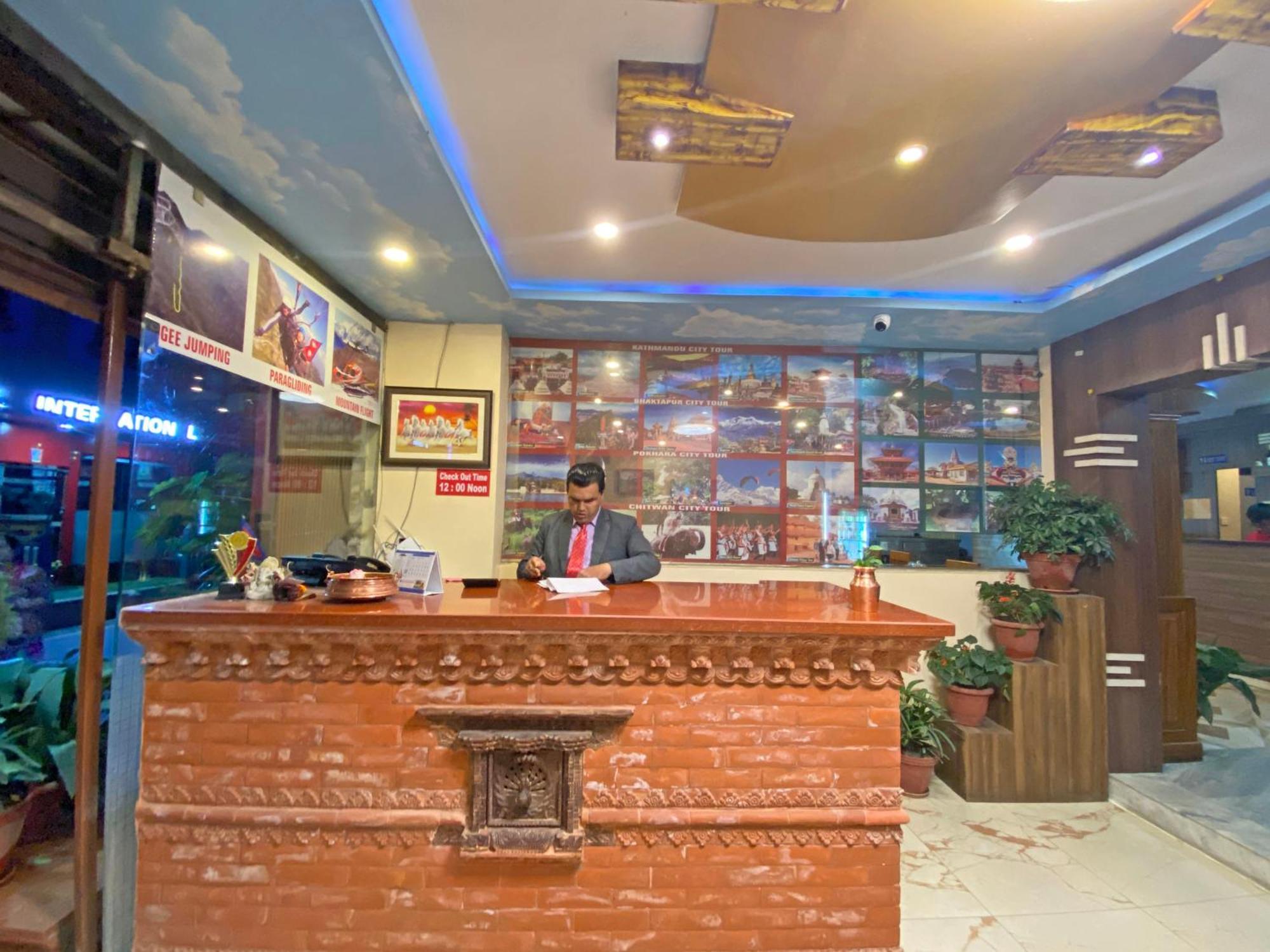 Hotel Airport Holiday Katmandu Zewnętrze zdjęcie