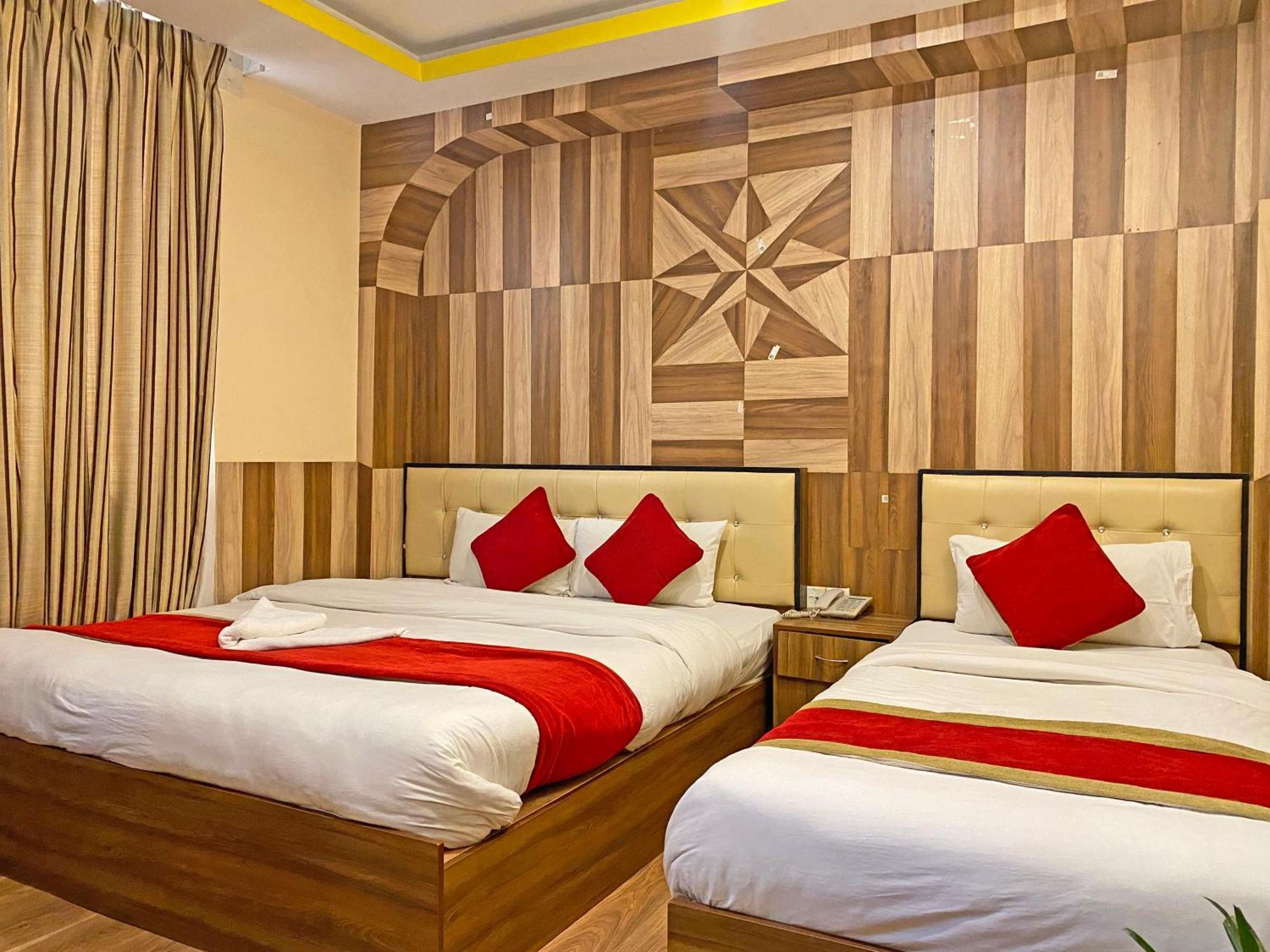 Hotel Airport Holiday Katmandu Zewnętrze zdjęcie