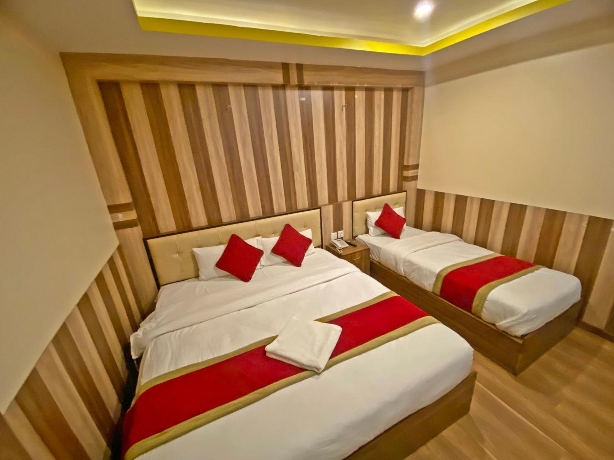 Hotel Airport Holiday Katmandu Zewnętrze zdjęcie