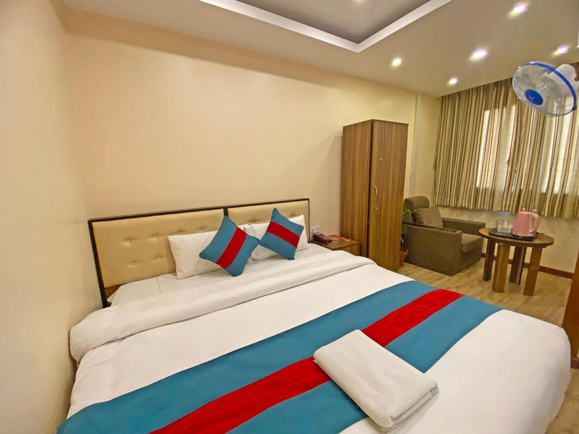 Hotel Airport Holiday Katmandu Zewnętrze zdjęcie