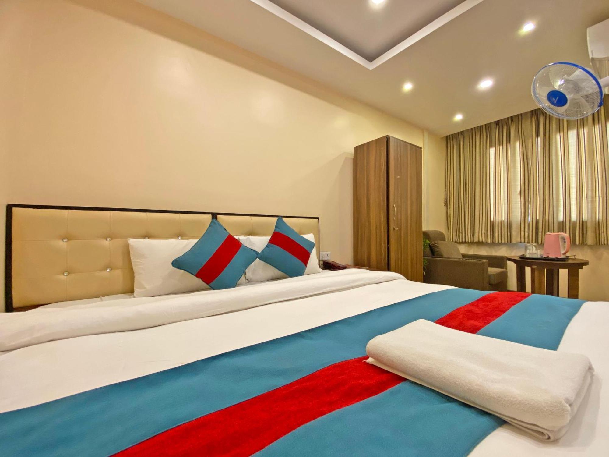 Hotel Airport Holiday Katmandu Zewnętrze zdjęcie