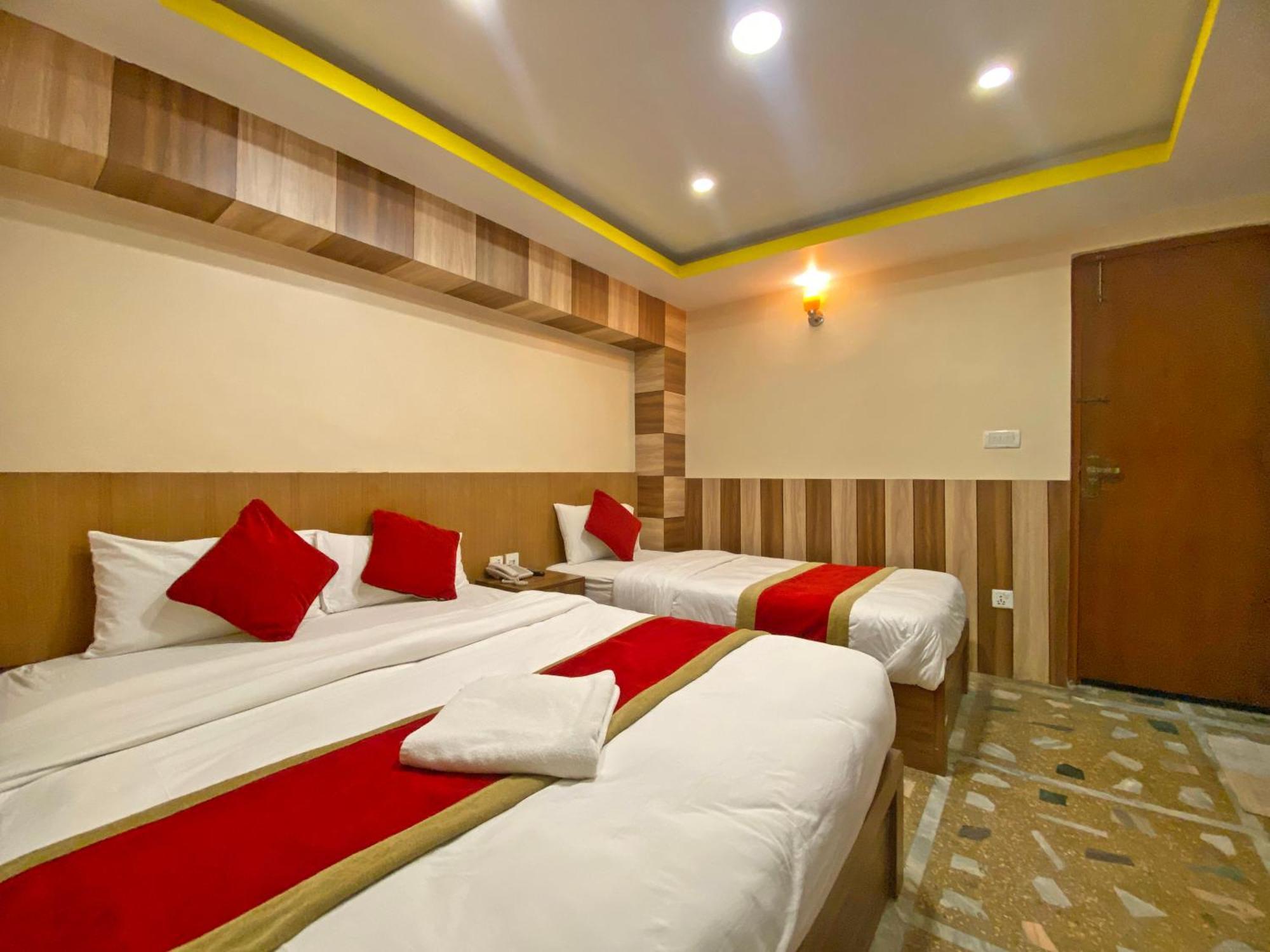 Hotel Airport Holiday Katmandu Zewnętrze zdjęcie